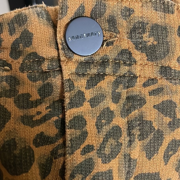 Anthropologie x Sanctuary Animal Print joggers . Excellent New like condition - Picture 9 of 9